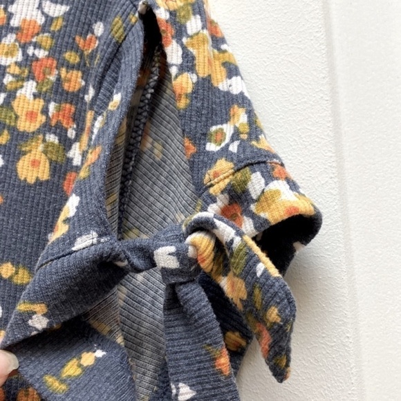 LC Lauren Conrad woman's size xs floral summer dress with tie arms - Picture 6 of 8